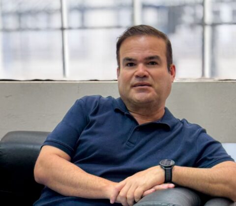 Imagem do post Cacá Leão confirma permanência na Segov de Salvador e antecipa candidatura a deputado federal