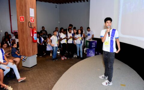 Imagem do post Alunos de escolas municipais de Salvador criam jogos online em evento de inovação