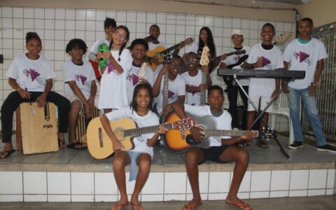 Imagem do post Grupo Cultural Art’Mandaia realiza sarau “O Som do Beco”