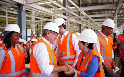 Imagem do post Prefeito Luiz Caetano defende ação rápida da BYD após denúncias de trabalho escravo em Camaçari
