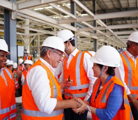 Imagem do post Prefeito eleito Luiz Caetano visita obras da BYD e anuncia iniciativas de capacitação em Camaçari