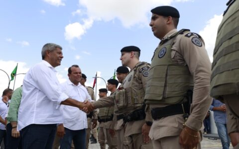 Imagem do post Governo da Bahia entrega melhorias em Santanópolis com investimentos em segurança, esporte e desenvolvimento rural