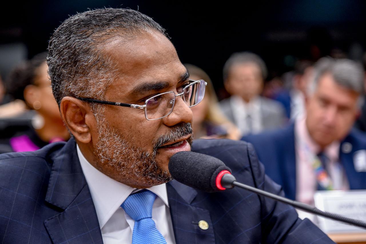 Márcio Marinho organiza Sessão Solene em Comemoração ao Dia do Conselheiro Tutelar