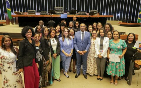 Imagem do post Conselheiros tutelares da Bahia participam de homenagem na Câmara dos Deputados
