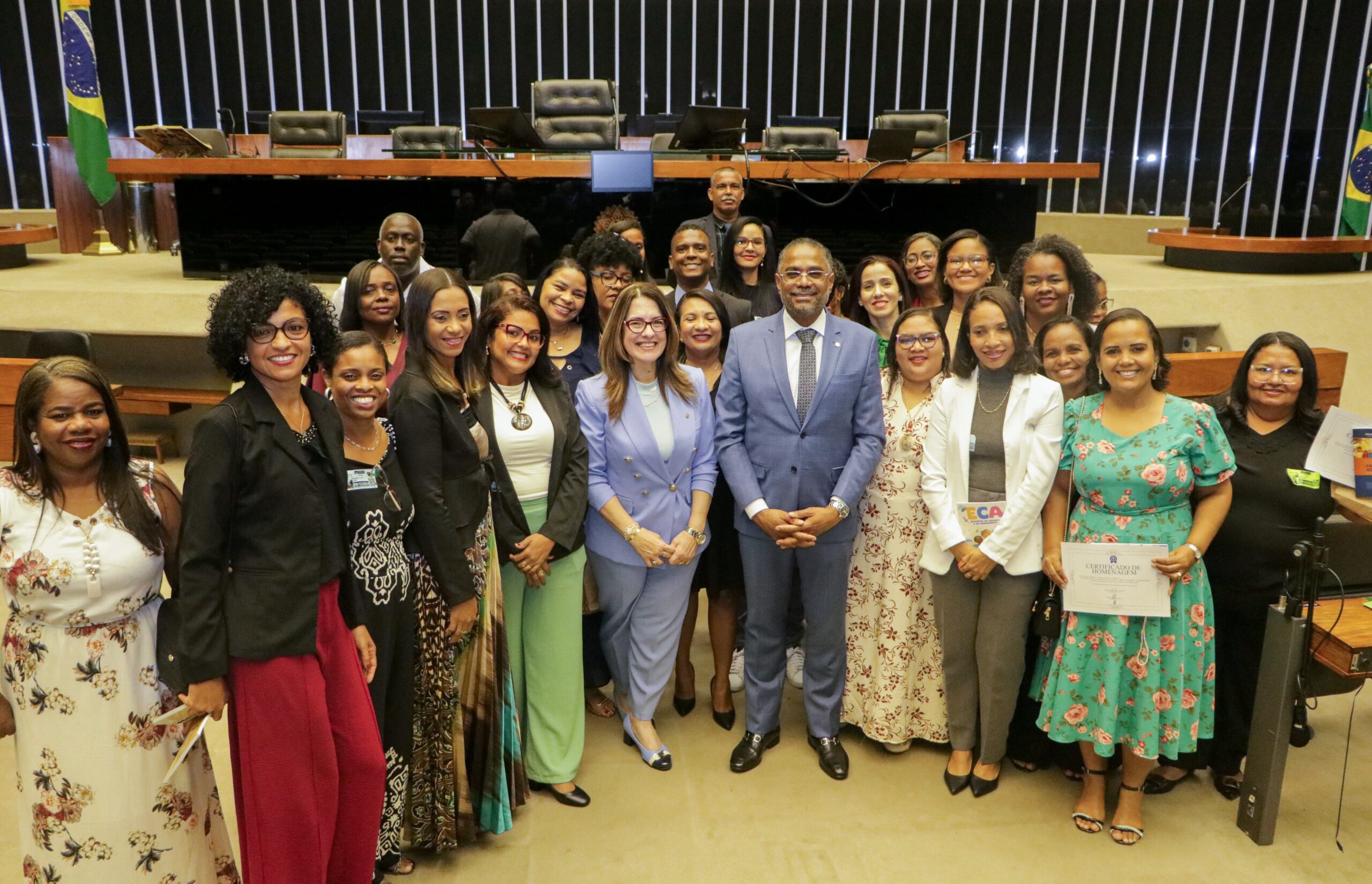 Conselheiros tutelares da Bahia participam de homenagem na Câmara dos Deputados