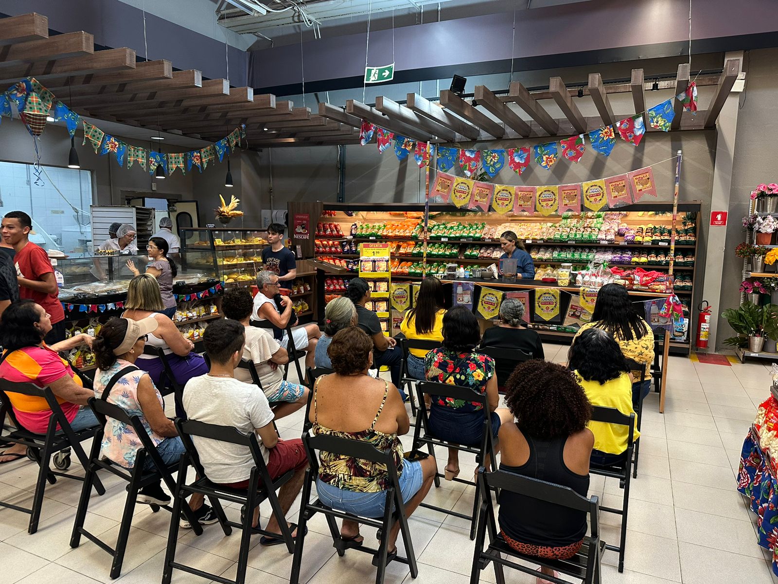 Aulas de culinária gratuitas acontecem em supermercado