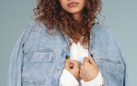 Imagem do post Cantora Lessa estreia com show nesta quarta-feira, em Salvador