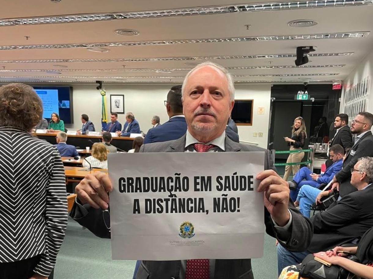 CRO Bahia é contra graduação em saúde na modalidade EAD