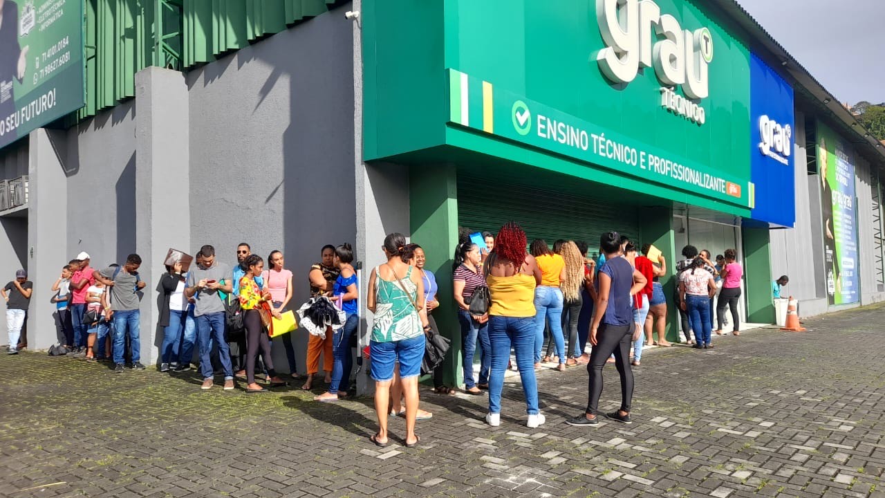 Feira de Saúde oferece serviços essenciais gratuitos para encerrar o ano com qualidade de vida em Plataforma na Grande Salvador