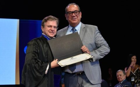 Imagem do post Carlos Muniz é diplomado vereador pelo TRE-BA
