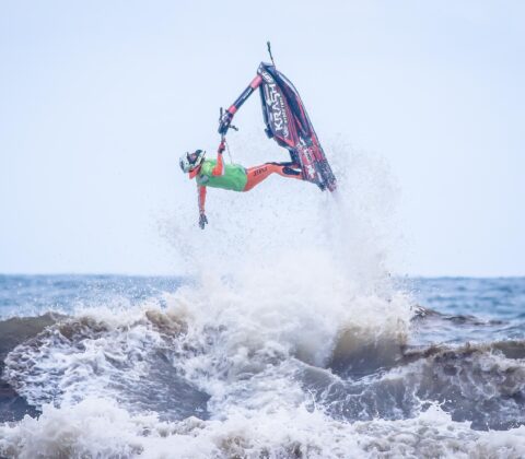 Imagem do post Piloto Bruno Jacob vence campeonato brasileiro Jet Waves