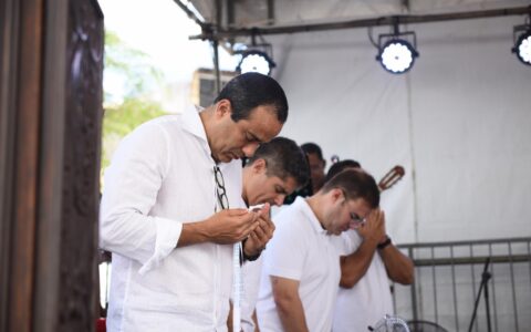 Imagem do post Bruno Reis participa de missa no Bonfim e agradece por “2024 excepcional”