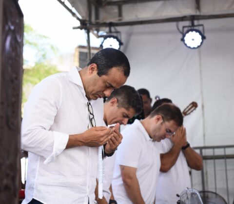 Imagem do post Bruno Reis participa de missa no Bonfim e agradece por “2024 excepcional”