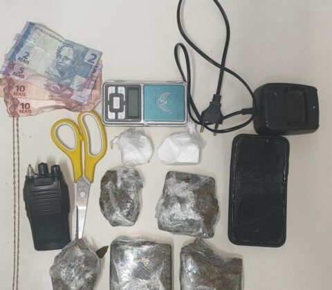 Imagem do post Suspeito de tráfico é preso pela Polícia Militar em Camaçari