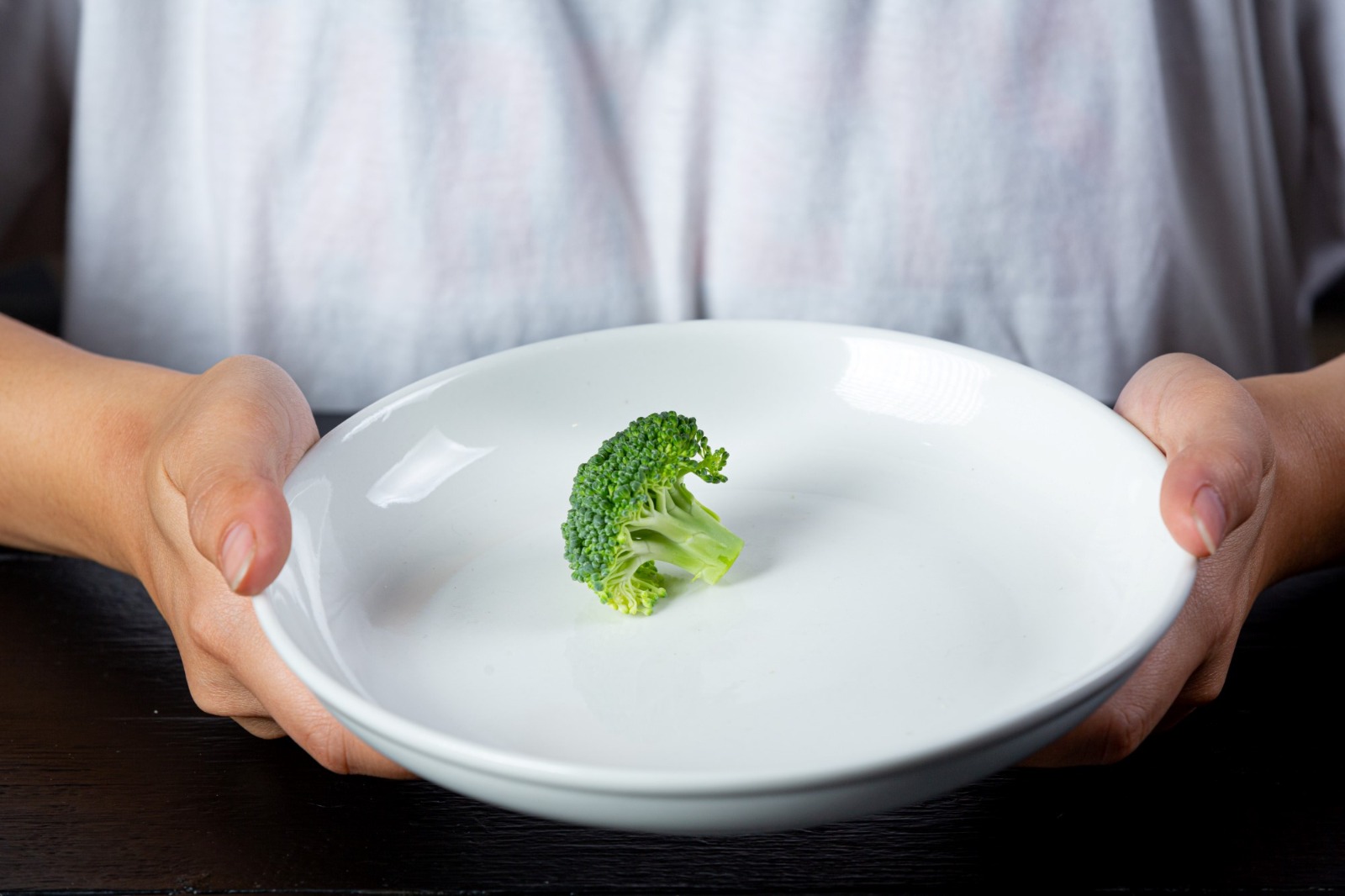 Entenda os riscos das dietas radicais para compensar excessos na alimentação