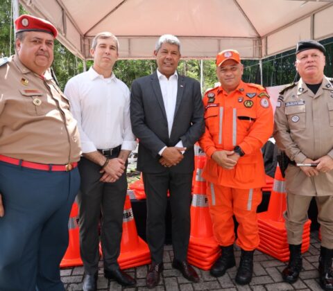 Imagem do post Governador entrega R$ 1 milhão em equipamentos para esquadrões de motociclistas da PM