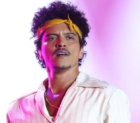 Imagem do post Saiba quanto Bruno Mars cobra para cantar em casamentos