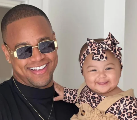 Imagem do post Liz, filha de Léo Santana e Lore Improta, encanta ao aparecer com look fashion e cantar grande hit do pai