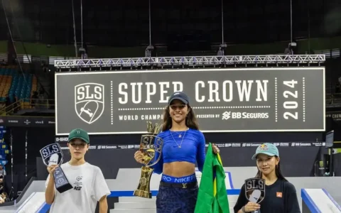 Imagem do post Rayssa Leal vence no fim e se torna tricampeã mundial de skate street