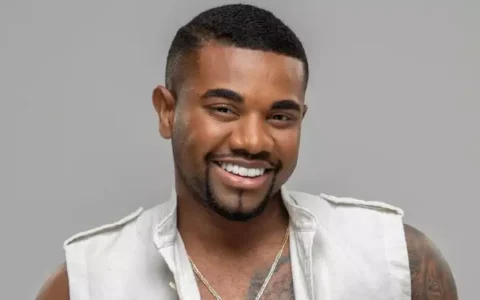 Imagem do post Internautas que fizeram comentários racistas contra Davi Brito serão ouvidos pelo MP-BA