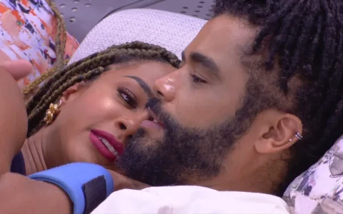 Imagem do post BBB 25: Em clima de romance, Aline Patriarca pede ‘beijo de novela’ à Diogo Almeida