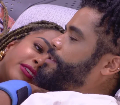 Imagem do post BBB 25: Em clima de romance, Aline Patriarca pede ‘beijo de novela’ à Diogo Almeida