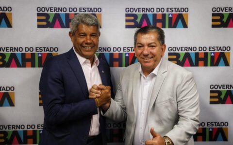 Imagem do post Prefeito de Tanhaçu deixa base de ACM Neto e se junta com Jerônimo
