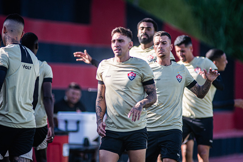 Saiba quais jogadores não fazem parte dos planos do Vitória para 2025