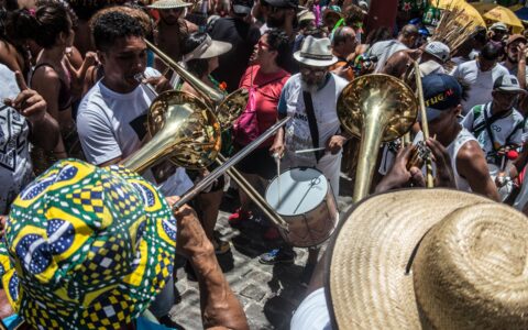 Imagem do post Ladeira da Preguiça vira palco de batalha de charangas na Lavagem do Bonfim