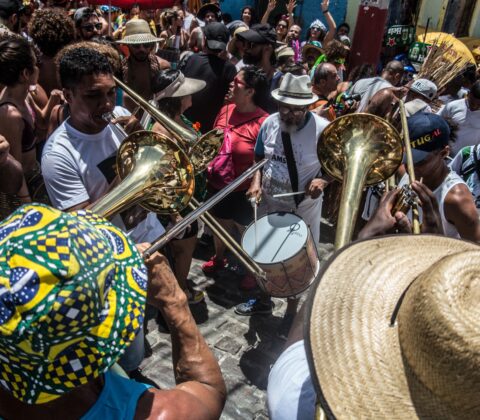 Imagem do post Ladeira da Preguiça vira palco de batalha de charangas na Lavagem do Bonfim