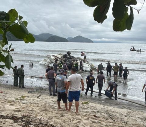 Imagem do post Acidente aéreo em Ubatuba (SP) tem oito vítimas e uma morte confirmada