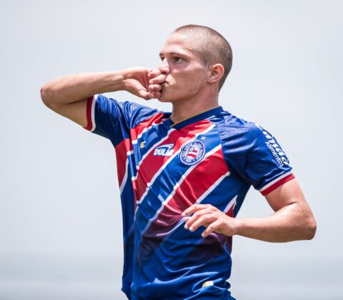 Imagem do post Com dois gols marcados e classificação garantida, Dell encosta na briga pela artilharia