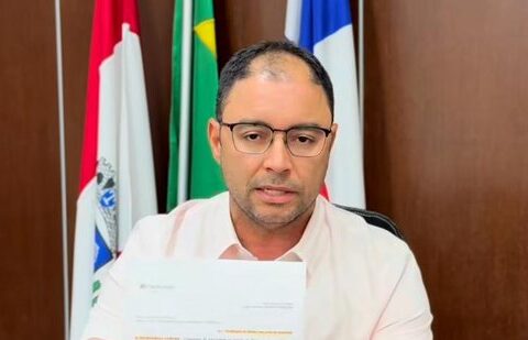 Imagem do post Prefeito de Paulo Afonso promove demissão em massa e fecha sede da prefeitura e de secretarias