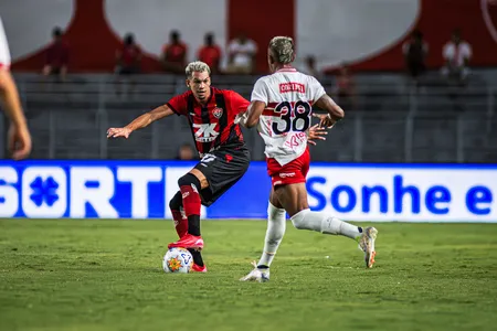 Vitória arranca empate contra o CRB na estreia da Copa do Nordeste