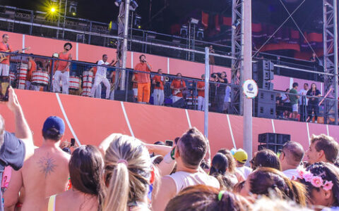 Imagem do post Saulo Fernandes vai se apresentar para ‘pipoca’ no mirante do Camarote Salvador