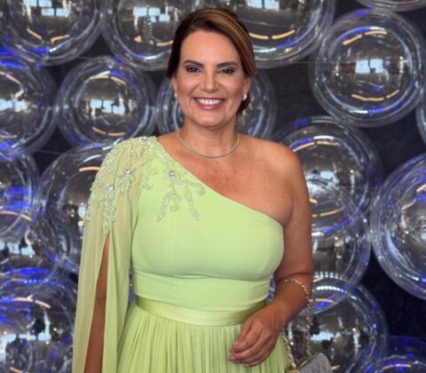 Imagem do post Sheila Lemos toma posse para seu segundo mandato como prefeita de Vitória da Conquista