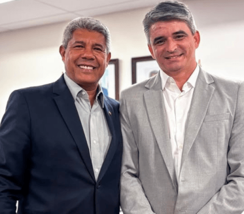 Imagem do post Ex-prefeito de Itajuípe assume cadeira na Alba; Jusmari retorna à Sedur