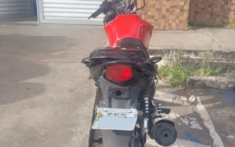 Imagem do post Motocicleta adulterada é apreendida na Avenida Sete, em Salvador