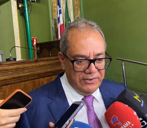 Imagem do post Muniz manda recado a colegas após ter menos votos do que o prometido: “Jamais aceitarei ser enganado”