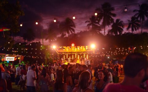 Imagem do post Pós réveillon: Biergarten em Praia do Forte vai agitar o Castelo García D’Ávila e esticar as festejos de final de ano