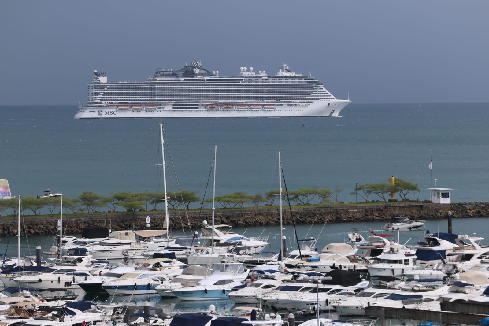 Polícias recepcionam 20 cruzeiros durante a “Operação Navio” em Salvador