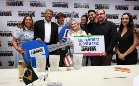 Imagem do post Jerônimo se reúne com prefeito de Rio de Contas e entrega equipamentos