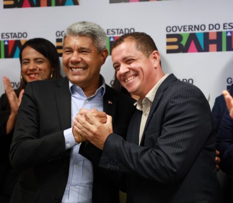 Imagem do post Em reunião com Jerônimo, prefeito de Barra celebra entregas e parceria com o Estado