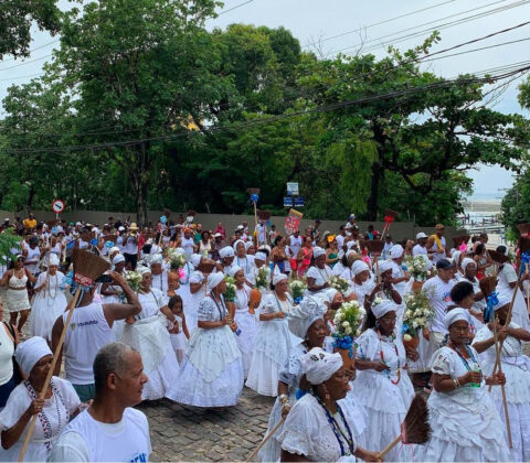 Imagem do post Em clima de pré-carnaval, Lavagem do Beco vai agitar Itaparica, neste sábado (25)