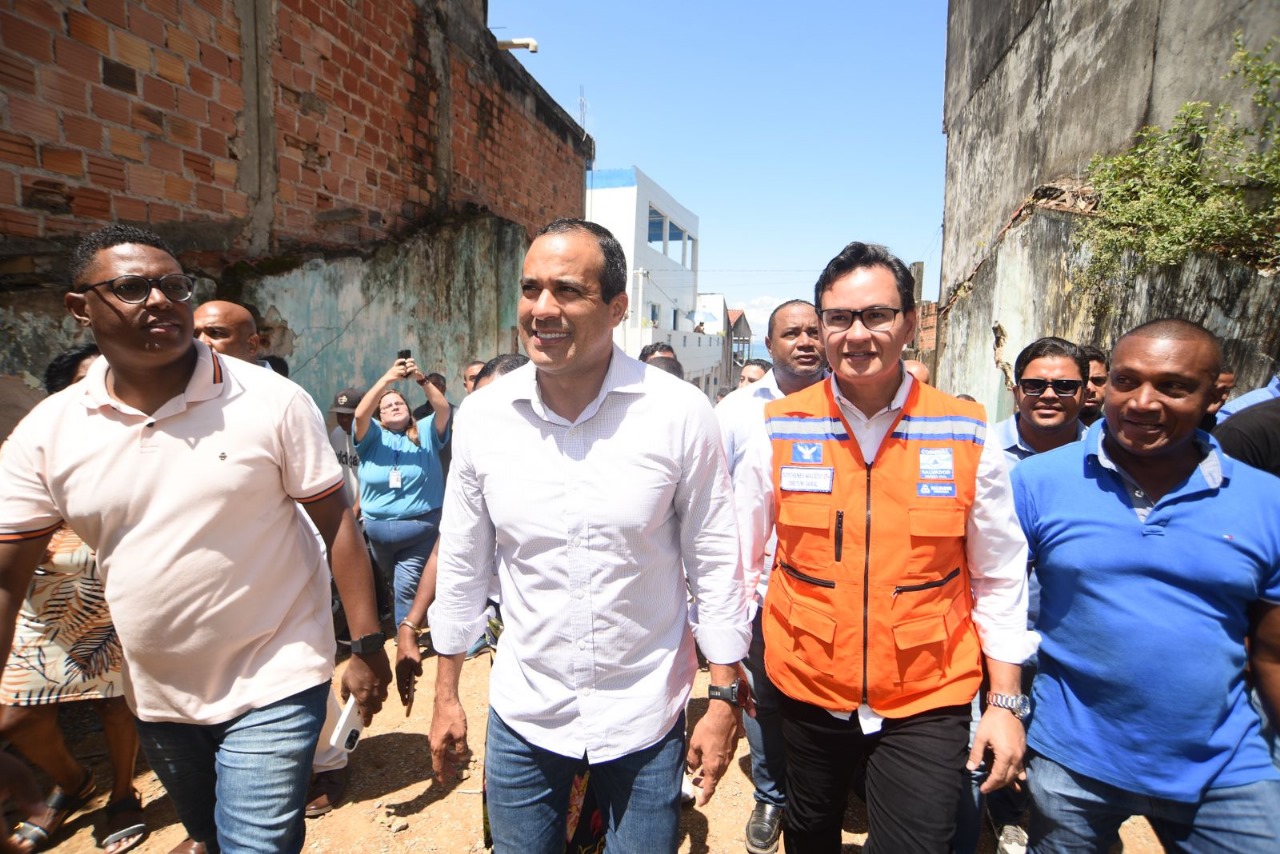 Prefeitura de Salvador entrega contenção de encosta de R$ 2,2 milhões em Plataforma
