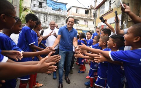 Imagem do post Em parceria com o Bahia, prefeitura lança “Bora Bahêa Meu Bairro” na Cidade Baixa