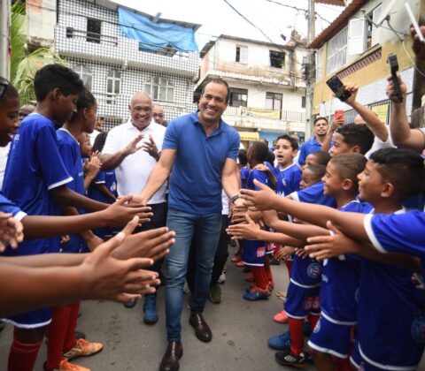Imagem do post Em parceria com o Bahia, prefeitura lança “Bora Bahêa Meu Bairro” na Cidade Baixa