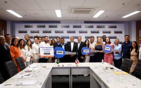 Imagem do post Jerônimo Rodrigues atende demandas de prefeitos baianos