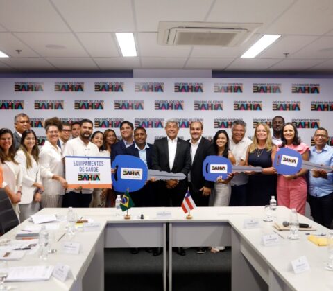 Imagem do post Jerônimo Rodrigues atende demandas de prefeitos baianos