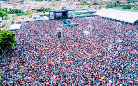Imagem do post Bispo Leonardo bate recorde de público em Salvador e doa R$ 2 milhões para hospital